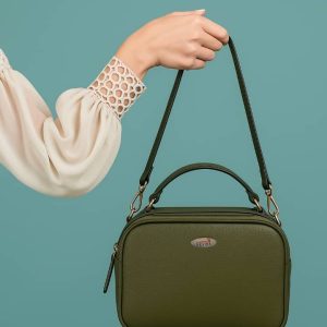 795555f9-93b7-41fc-9506-e9daa80fbc9d